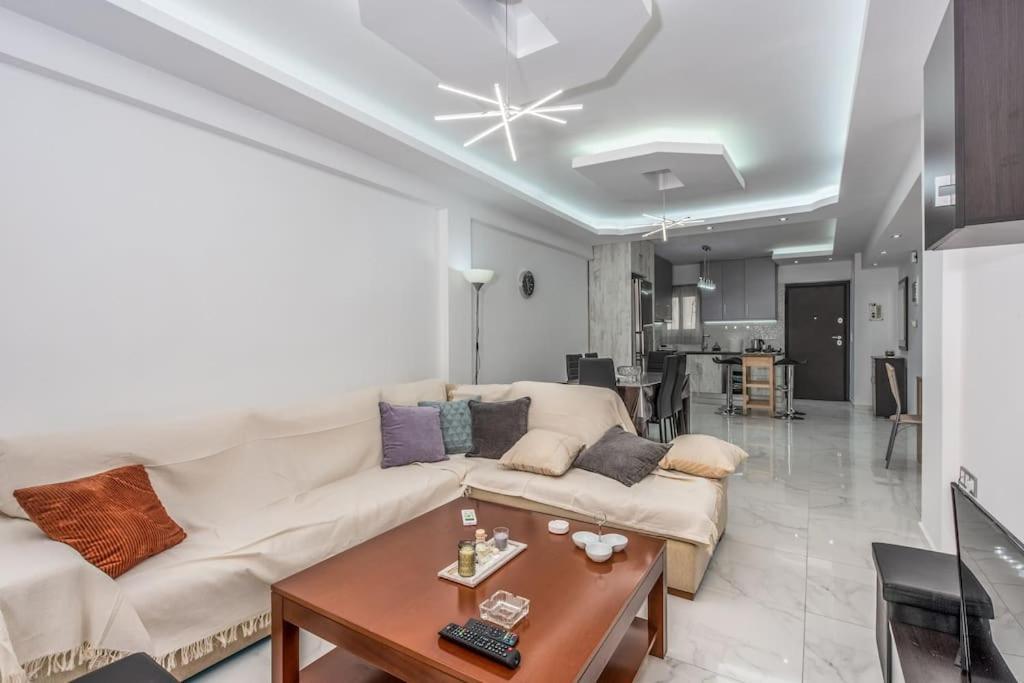 Apartamento Be Cool Near Kypseli By Atheniankeys Exterior foto