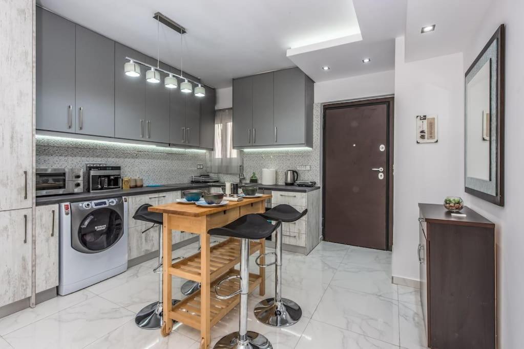 Apartamento Be Cool Near Kypseli By Atheniankeys Exterior foto